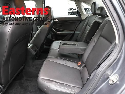 Used 2020 Volkswagen Jetta SE w/ SE Cold Weather Package image 22