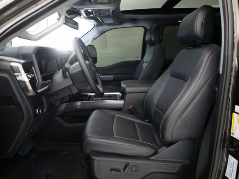 Used 2025 Ford F450 Lariat w/ Lariat Ultimate Package image 14