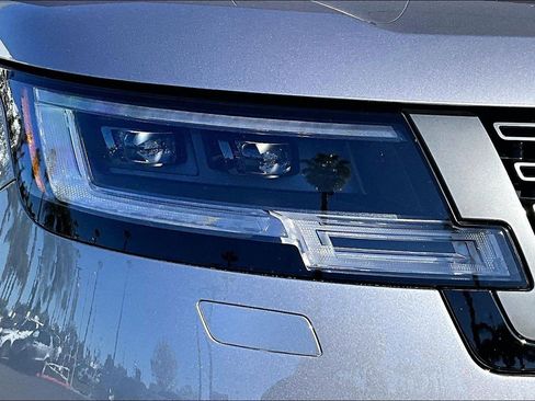 Used 2023 Land Rover Range Rover SE image 28