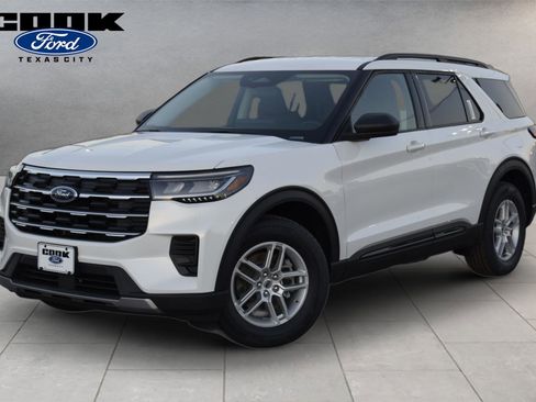 New 2026 Ford Explorer Active RWD image 1