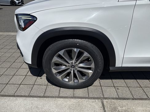 Certified 2020 Mercedes-Benz GLE 350 4MATIC image 9