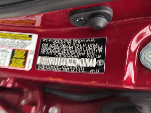 Used 2018 Toyota Camry SE w/ Convenience Package image 35