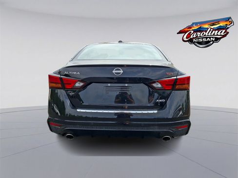 Used 2023 Nissan Altima 2.5 SR AWD/4WD image 5