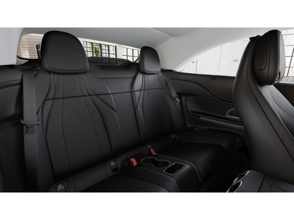 Used 2024 Mercedes-Benz CLE 300 4MATIC Cabriolet image 5