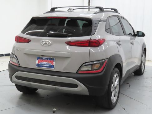 Used 2023 Hyundai Kona SEL FWD image 3