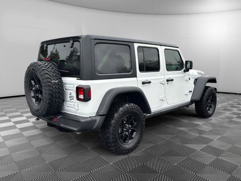Used 2025 Jeep Wrangler Willys image 4