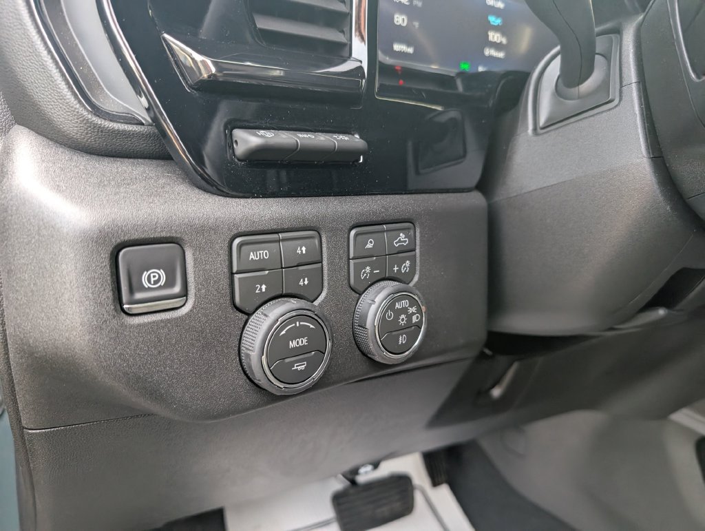 Used 2026 Chevrolet Silverado 2500 ZR2 w/ LPO, Dark Essentials Package AWD/4WD image 13