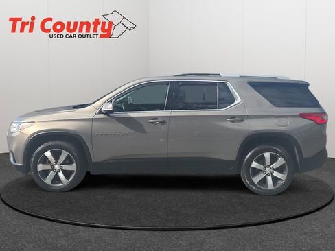 Used 2018 Chevrolet Traverse LT FWD image 5
