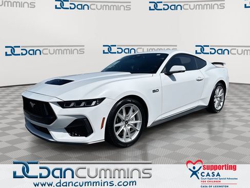 Used 2024 Ford Mustang GT Premium RWD image 1