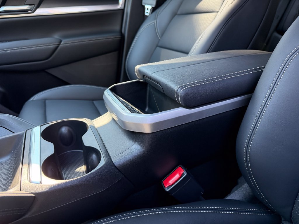 New 2027 GMC Terrain Elevation w/ Elevation Premium Package FWD image 22