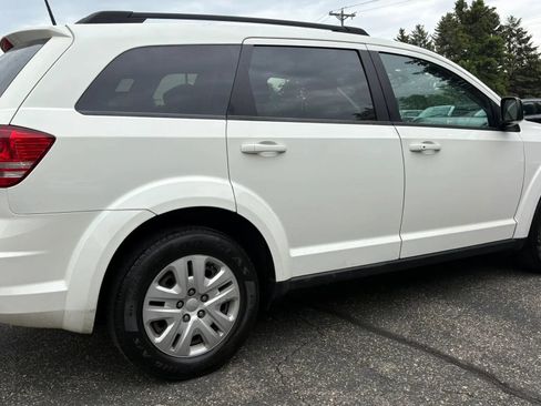 Used 2020 Dodge Journey SE FWD image 10
