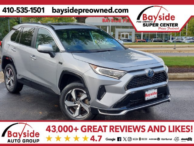 Used 2021 Toyota RAV4 SE w/ Weather & Moonroof Package AWD/4WD image 1