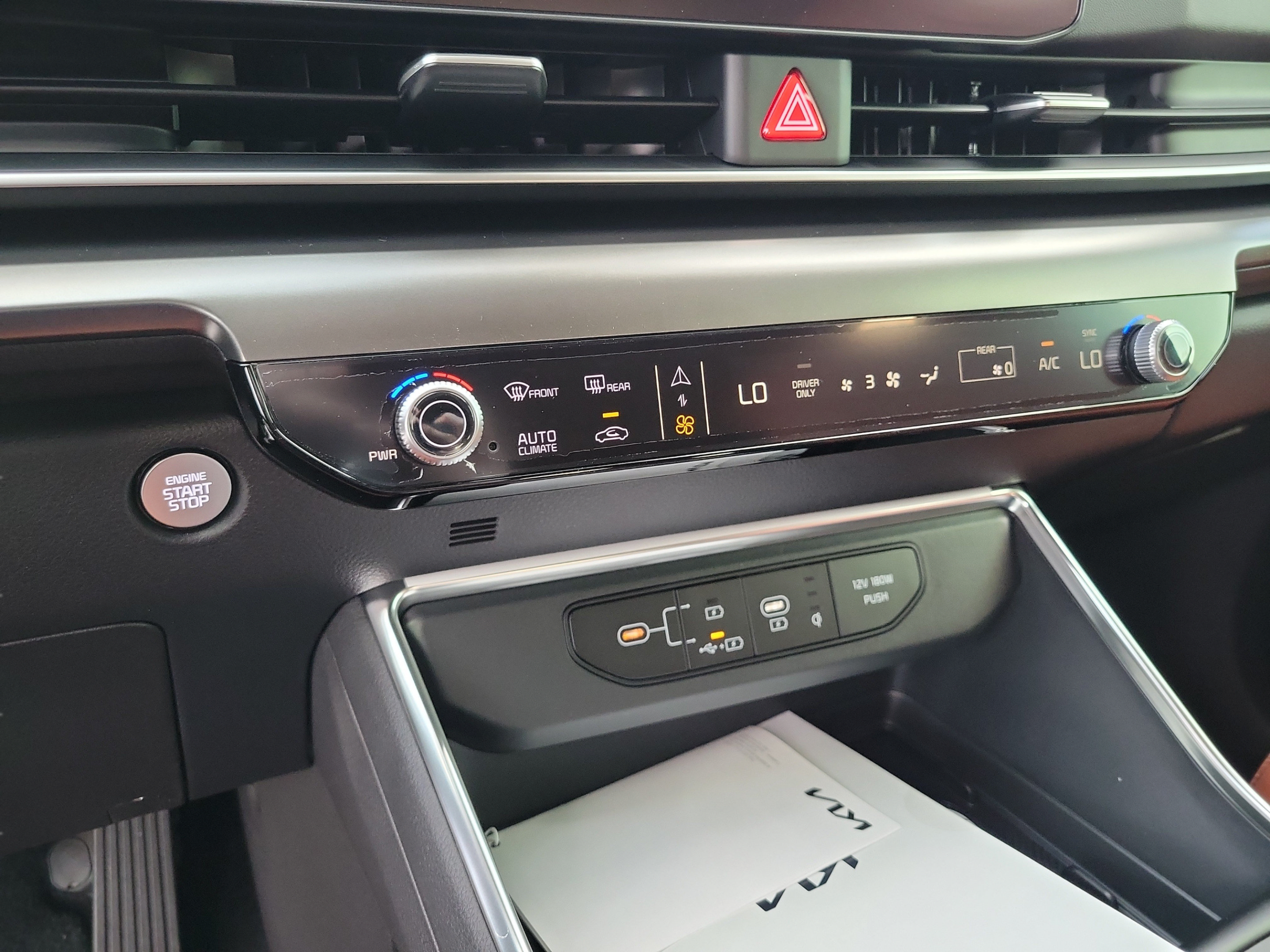 New 2027 Kia Carnival SX w/ Dark Edition Package FWD image 22