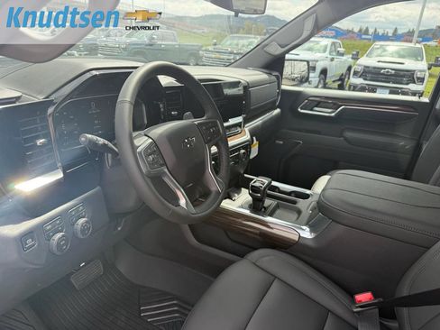 New 2026 Chevrolet Silverado 1500 LT Trail Boss AWD/4WD image 21