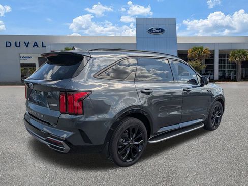 Used 2021 Kia Sorento SX image 4