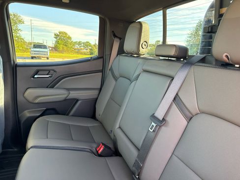 New 2026 Chevrolet Colorado ZR2 w/ ZR2 Bison Edition image 17