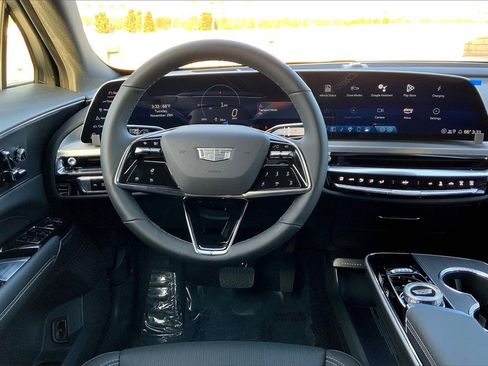 New 2025 Cadillac Lyriq Sport image 23