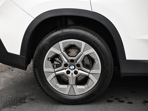 Used 2023 BMW X1 xDrive28i image 6