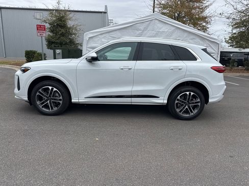New 2025 Audi Q5 Premium image 7