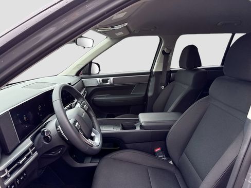 Used 2026 Hyundai Santa Fe SE FWD image 10