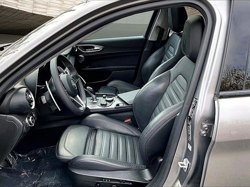 Used 2018 Alfa Romeo Giulia Ti Sport w/ Quick Order Package 22U Sport image 24