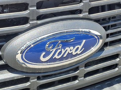 New 2024 Ford F250 XL w/ XL Driver Assist Package RWD image 6