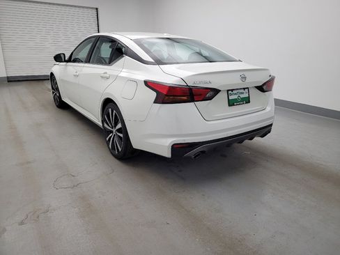 Used 2022 Nissan Altima 2.5 SR FWD image 5