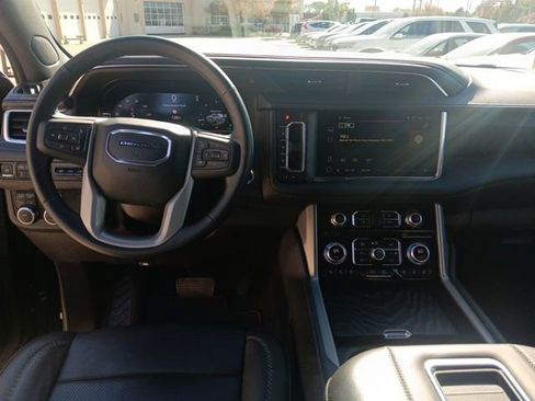 Used 2023 GMC Yukon Denali image 27