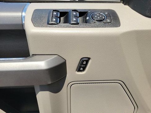 Used 2018 Ford F150 XLT w/ Equipment Group 302A Luxury RWD image 16