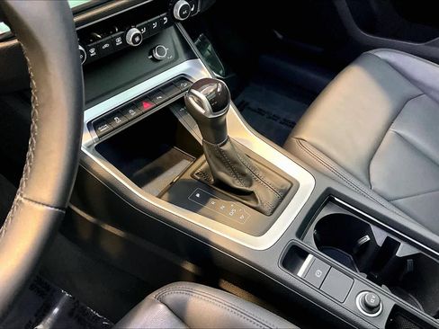 Certified 2023 Audi Q3 2.0T Premium w/ Convenience Package image 17