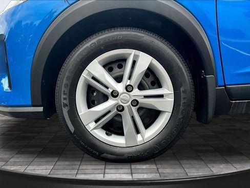 Used 2025 Nissan Kicks Play S FWD image 30