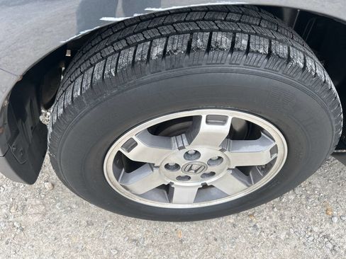 Used 2011 Honda Pilot Touring image 11