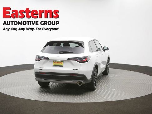 Used 2023 Honda HR-V Sport image 38