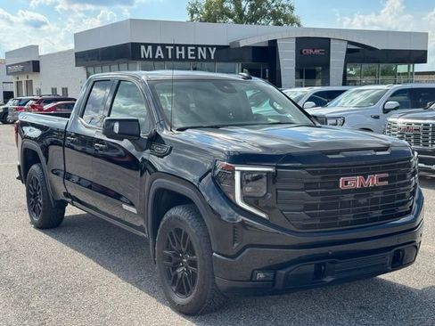 Used 2025 GMC Sierra 1500 Elevation AWD/4WD image 7