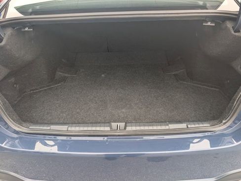 Used 2023 Subaru Legacy Premium image 31