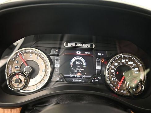 Used 2022 RAM 1500 Limited w/ Off Road Group AWD/4WD image 19