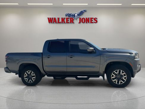 Used 2023 Nissan Frontier SV w/ SV Convenience Package image 15