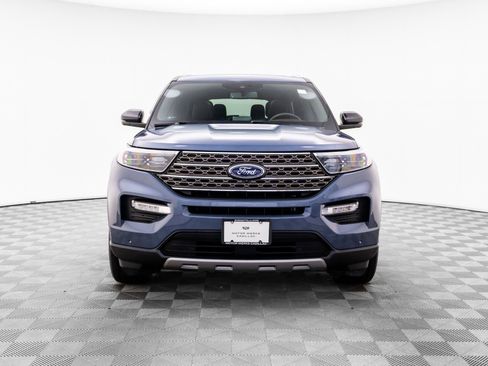 Used 2021 Ford Explorer King Ranch w/ Premium Technology Package image 8