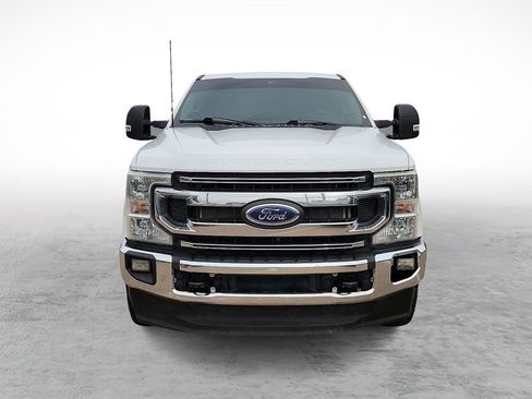 Used 2022 Ford F350 XLT w/ XLT Value Package AWD/4WD image 3