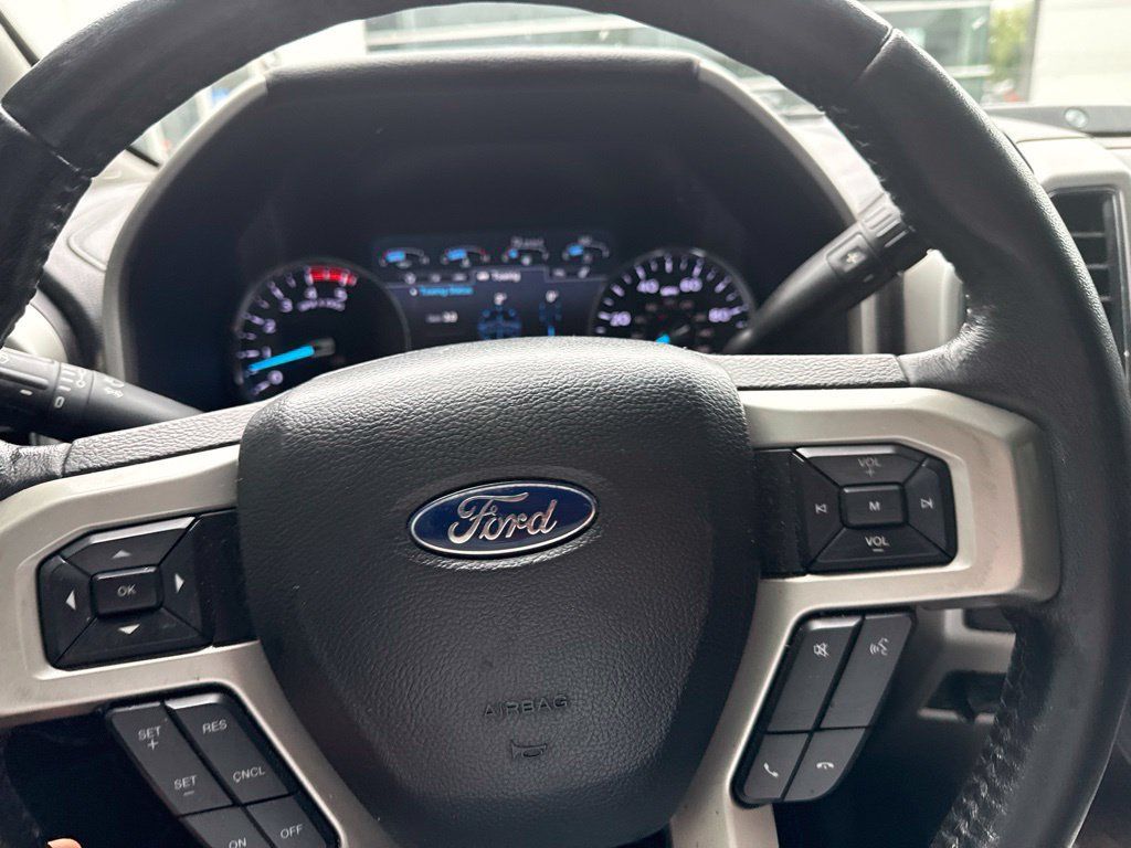 Used 2019 Ford F250 Lariat w/ Lariat Ultimate Package AWD/4WD image 11