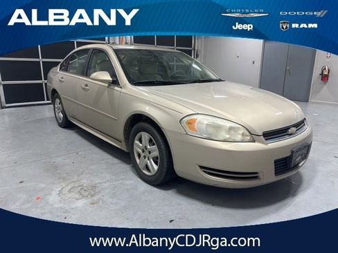 Used 2010 Chevrolet Impala LS FWD image 1