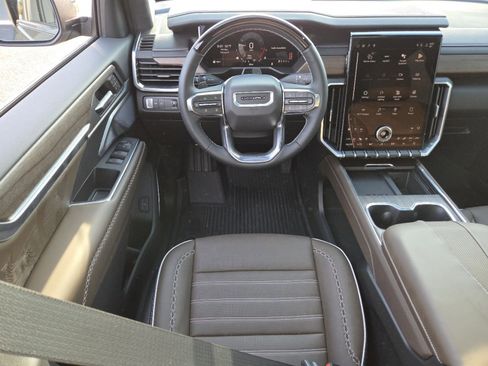 New 2026 GMC Acadia Denali Ultimate w/ LPO, Floor Liner Package image 31