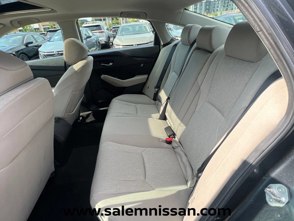 Used 2024 Honda Accord EX image 19