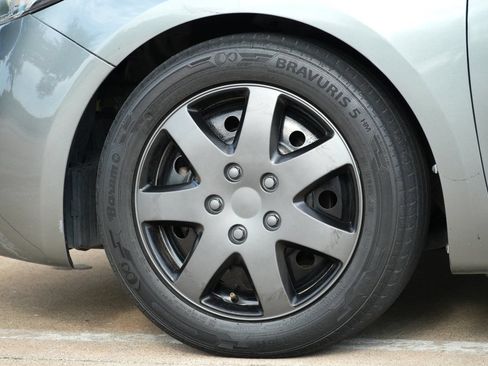 Used 2016 Kia Forte LX FWD image 26
