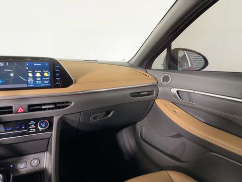 Used 2021 Hyundai Sonata Limited image 29