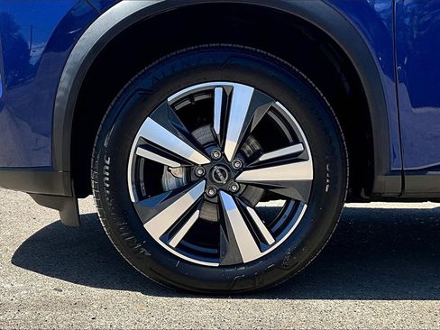 Used 2023 Nissan Rogue SL image 12