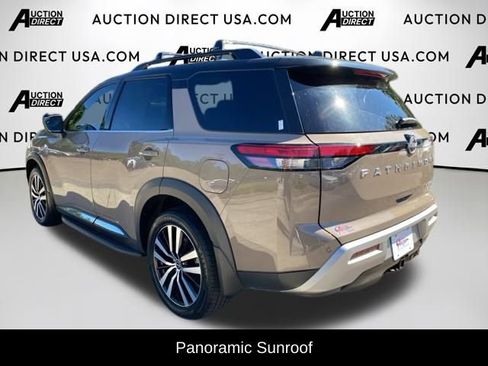 Used 2023 Nissan Pathfinder Platinum w/ Lighting Package (N93) image 6