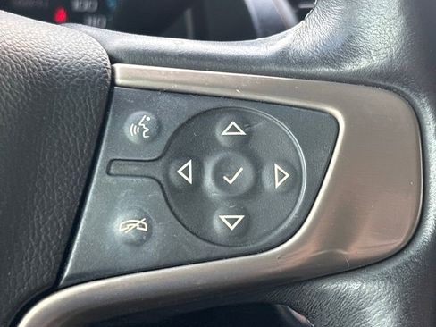 Used 2017 GMC Yukon Denali image 18