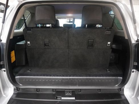 Used 2016 Toyota 4Runner SR5 Premium AWD/4WD image 17