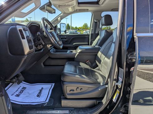 Used 2019 GMC Sierra 3500 Denali w/ Duramax Plus Package AWD/4WD image 12